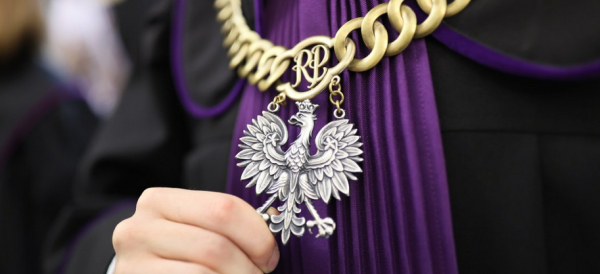 Uniewinniony wolontariusz oskarżony m.in. o grożenie funkcjonariuszom SG.