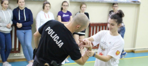 Mundurowi uczyli jak się bronić [Zdjęcia]