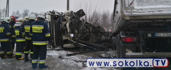 NA SYGNALE: Dwa TIR-y zderzyły się w m. Chodor&oacute;wka DK nr 8 zblokowana. Zorganizowano Objazd DK8 [Film i Zdjęcia]