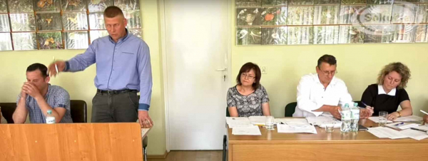 Komisja Rewizyjna wytyka błędy W&oacute;jtowi Szudziałowa [Film]