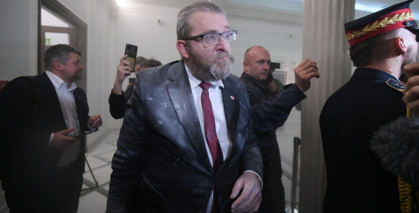 S. Mentzen: poseł Braun został zawieszony w prawach członka klubu Konfederacji, ma też zakaz wystąpień z m&oacute;wnicy sejmowej