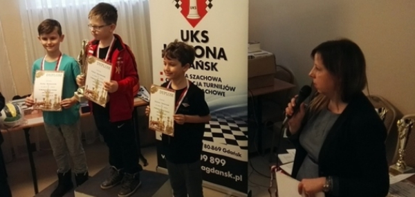Młody szachista z Sok&oacute;łki zwiedza Polskę i osiąga sukcesy. [Zdjęcia]