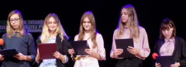 &bdquo;Szukamy talent&oacute;w &ndash; wielokulturowość w poezji" [Zdjęcia]