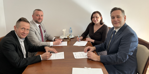 Szpital w Dąbrowie Białostockiej dołączył do inicjatywy &bdquo;Szpitale Przyjazne Wojsku&rdquo;, podpisując stosowne porozumienie