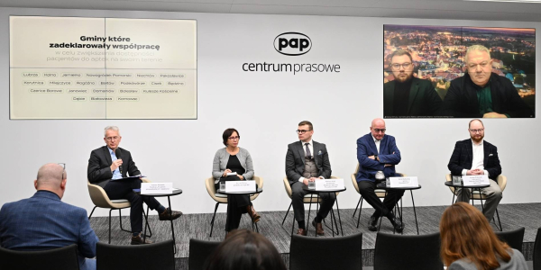 Samorządowcy przyłączają się do apelu: niemal 2 miliony Polak&oacute;w nie ma apteki w gminie