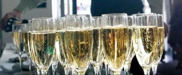 Bawimy się ,aby pom&oacute;c [Plakat]