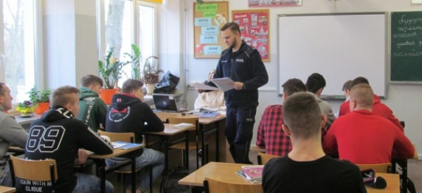 Nab&oacute;r do Policji w sok&oacute;lskiej zawod&oacute;wce [Zdjęcia]