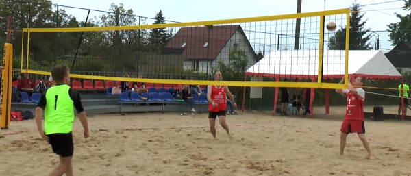 Młodzieżowy turniej siatk&oacute;wki plażowej!