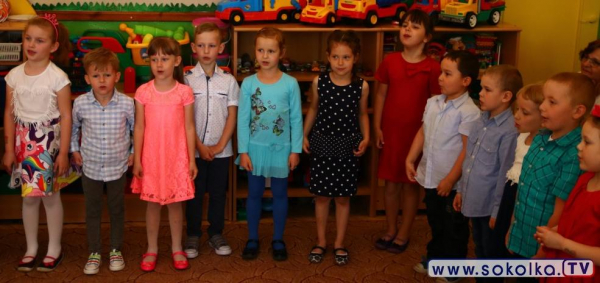 Dzień Matki w dąbrowskim Przedszkolu [Zdjęcia]