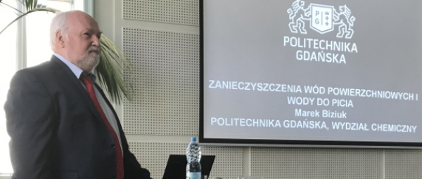 Wizyta prof.Marka Biziuka w sok&oacute;lskim LO [Zdjęcia]