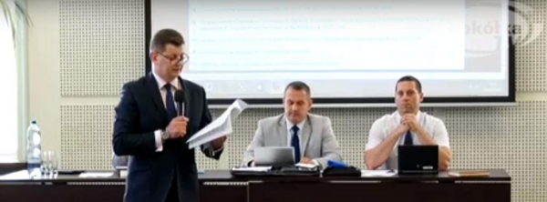 Piotr Bujwicki żąda przeprosin za pom&oacute;wienia [Film]