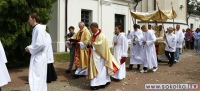 Procesja Bożego w Sanktuarium Maryjnym w Różanymstoku