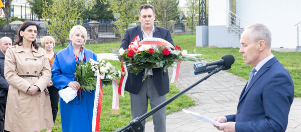 Upamiętnienie ofiar katastrofy smoleńskiej w Sok&oacute;łce [Zdjęcia]