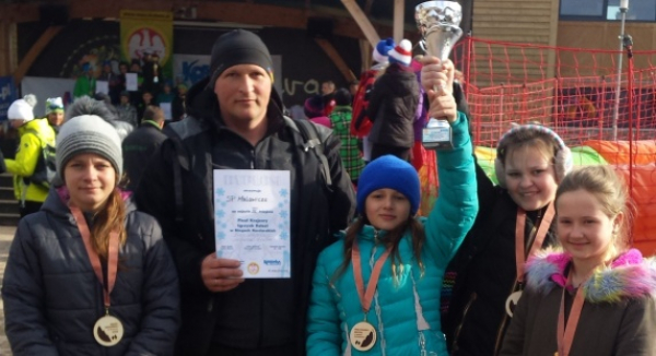 Brązowy medal na Mistrozstwach Polski SZS dla narciarek SkiTeam Sok&oacute;łka [Zdjęcia]