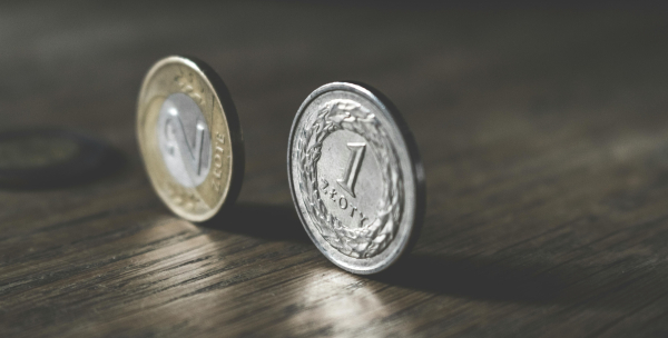 Stopy procentowe w d&oacute;ł &ndash; jakie konsekwencje dla mieszkańc&oacute;w?