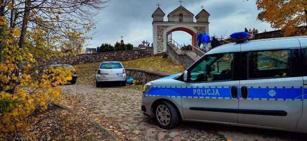 Policjanci skutecznie kontrolowali ruch podczas akcji "Wszystkich Świętych" [Zdjęcia]
