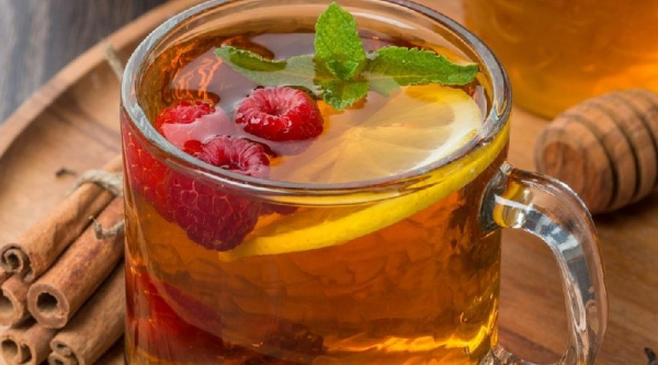 Rozgrzewające zimowe herbaty. Przepisy, kt&oacute;re smakują każdemu