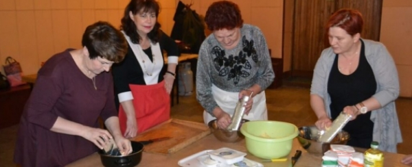 Wsp&oacute;lne gotowanie między dniem a zmierzchem [Zdjęcia]