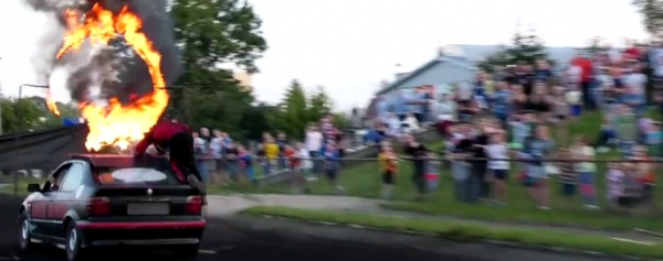 Wypadek kaskadera podczas pokazu w Sok&oacute;łce [Film]