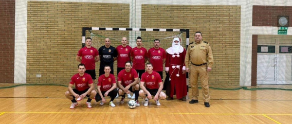 Sok&oacute;łka - Mikołajkowy Charytatywny Turniej Służb Mundurowych w Halowej Piłce Nożnej.