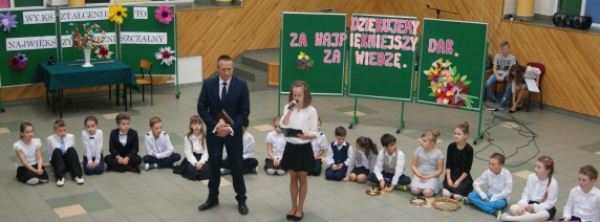 "Dziękujemy za najpiękniejszy dar ... za wiedzę" [Zdjęcia]