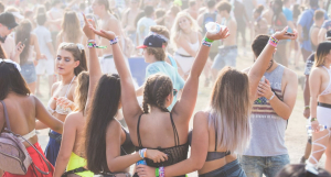 Najważniejsze festiwale lata. Co warto zobaczyć? [Artykuł sponsorowany]