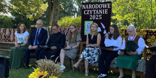 Spotkanie z poezją Jana Kochanowskiego w Janowie.