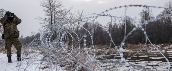 SG: minionej doby granicę polsko-białoruską pr&oacute;bowało nielegalnie przekroczyć 49 os&oacute;b