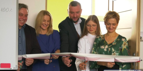 Nowoczesna pracownia laboratoryjna w Zespole Szk&oacute;ł w Dąbrowie Białostockiej