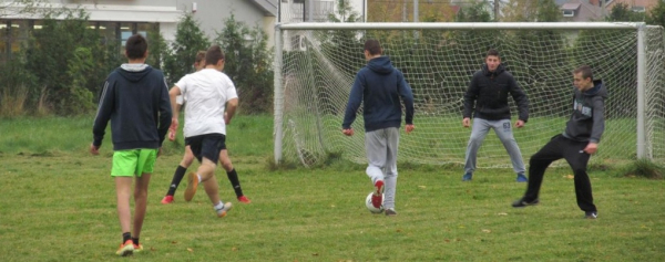 Szkolny Turniej Piłki Nożnej o Puchar Dyrektora ZSZ [Zdjęcia]