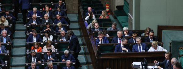 Sejm uchwalił ustawę o wspieraniu rodzic&oacute;w "Aktywny rodzic"
