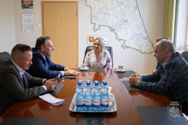 Hala Artis w Krynkach. Miejsce, kt&oacute;re ma połączyć biznes, kulturę i sztukę
