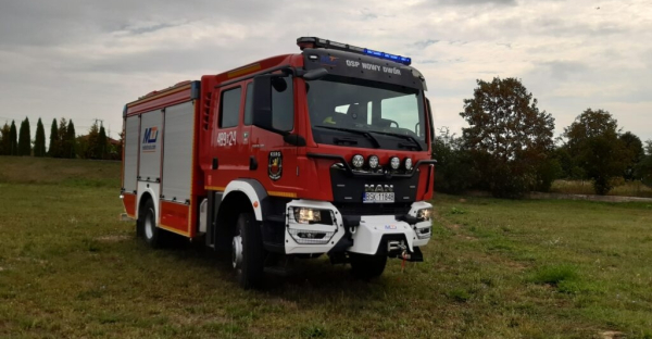 Zakup średniego samochodu ratowniczo-gaśniczego dla OSP Nowy Dw&oacute;r [Zdjęcia]