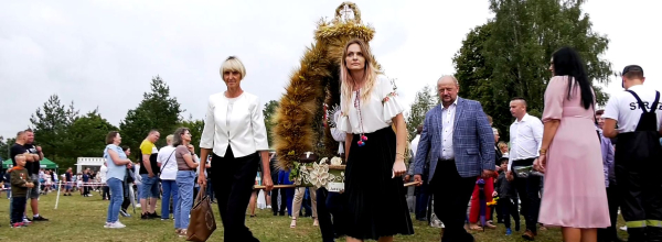 Piękne wieńce to nieodłączny element każdych dożynek