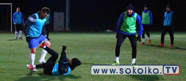 Mroźna wygrana Sokoła z Krypnianką Krypno [Film i Zdjęcia]