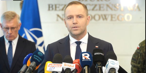 Atak dron&oacute;w na Polskę. Prezydent zwołał naradę i rozważa uruchomienie artykułu 4 NATO.