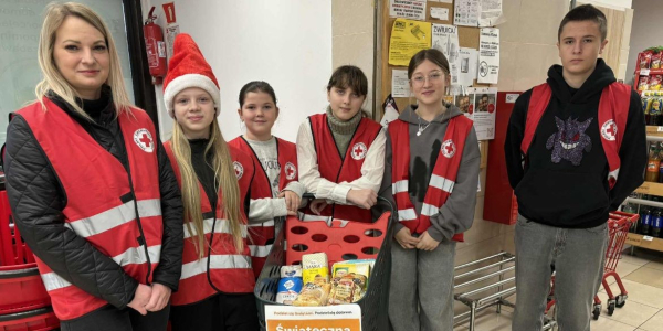 Sukces świątecznej zbi&oacute;rki PCK w Sok&oacute;łce. Mieszkańcy kolejny raz pokazali wielkie serca