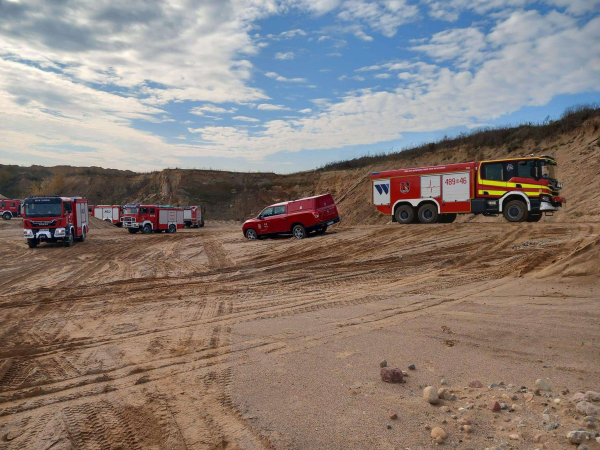 Ćwiczenia ratownik&oacute;w z powiatu sok&oacute;lskiego w trudnym terenie