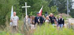 Pątnicy podążający śladami ks. Dariusza Sańko wyruszyli dziś do Różanegostoku
